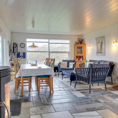 Holiday home Edvin - 400m From The Sea In Nw Jutland By Interhome *