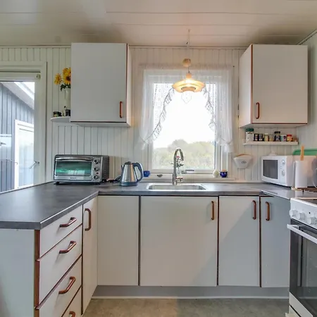 Edvin - 400m From The Sea By Interhome Feriehus